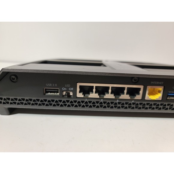 NETGEAR Nighthawk X6 Smart Wireless Wi-Fi Router R8000  Tested Works Complete - Picture 10 of 16